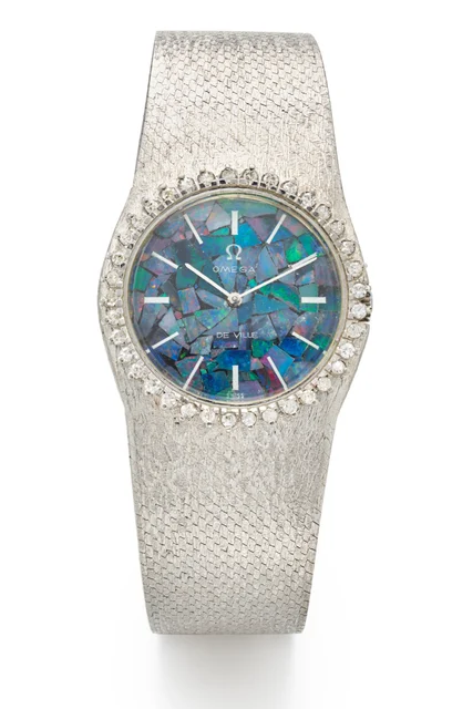 OMEGA OMEGA REF. 111 098, OPAL DIAL; STAINLESS STEEL AND DIAMONDS kol saati