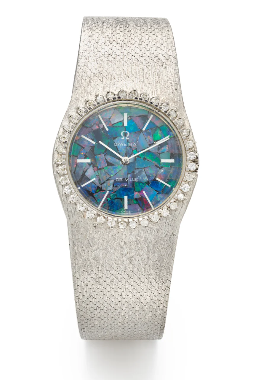 OMEGA OMEGA REF. 111 098, OPAL DIAL; STAINLESS STEEL AND DIAMONDS kol saati