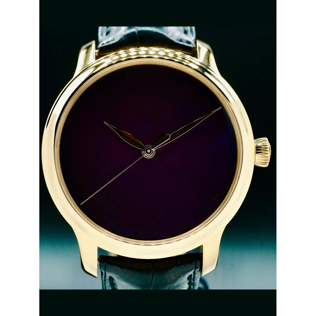 H. Moser and Cie. Moser & Cie. Endeavour Centre Seconds Concept Purple 1343-0112 210000027625 40.8 mm kol saati