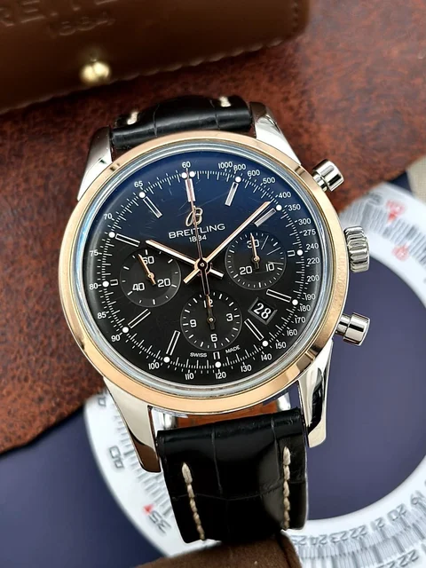 Breitling Transocean Chronograph 18K Gold Bezel Chronograph kol saati