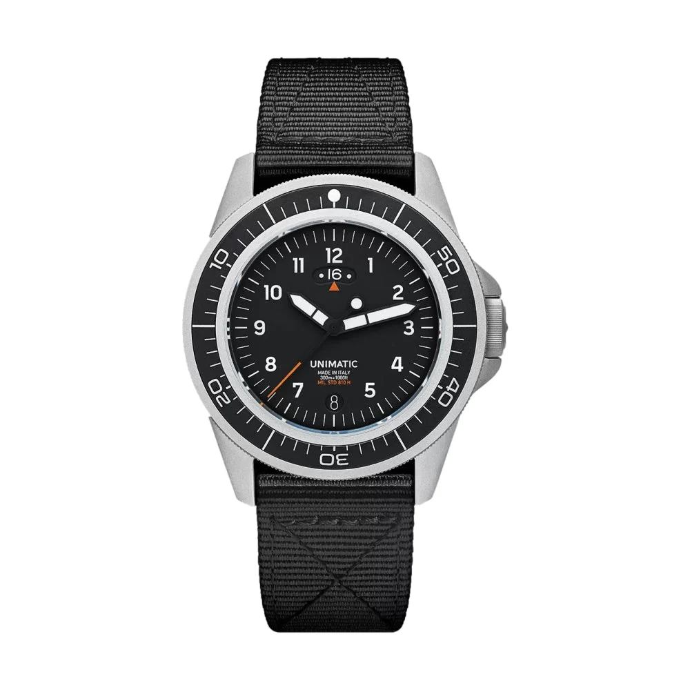Unimatic Modello Uno Toolwatch 41.5mm - Black on Fabric Strap UT1-GMT 41.5 mm kol saati