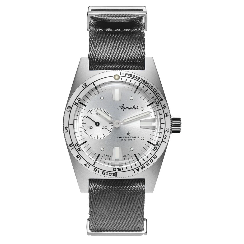 Aquastar Deepstar II Dive Watch with Vintage Silver Dial #AS-811772 37 mm kol saati