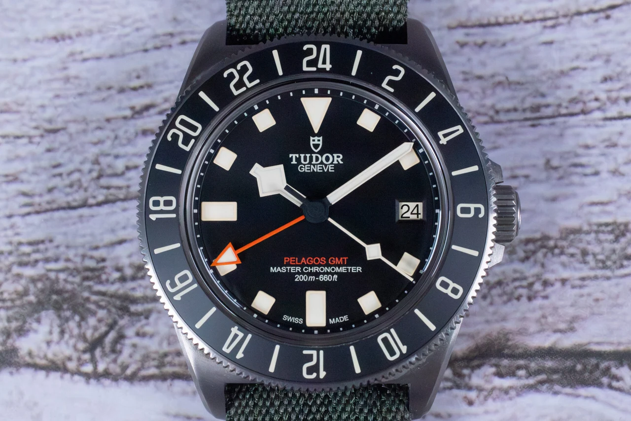Tudor Pelagos M2542G247NU 42 mm kol saati