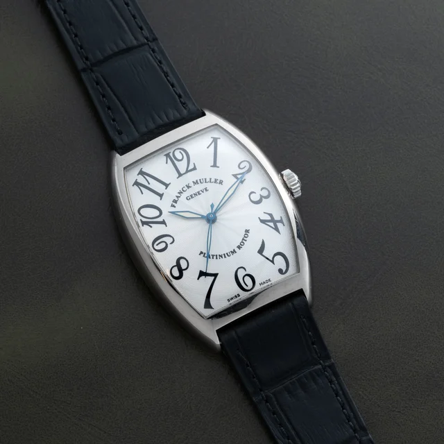 Franck Muller Cintrée Curvex 40991523 kol saati