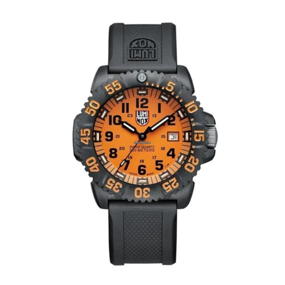 Luminox Navy Seal LM3059 46 mm kol saati