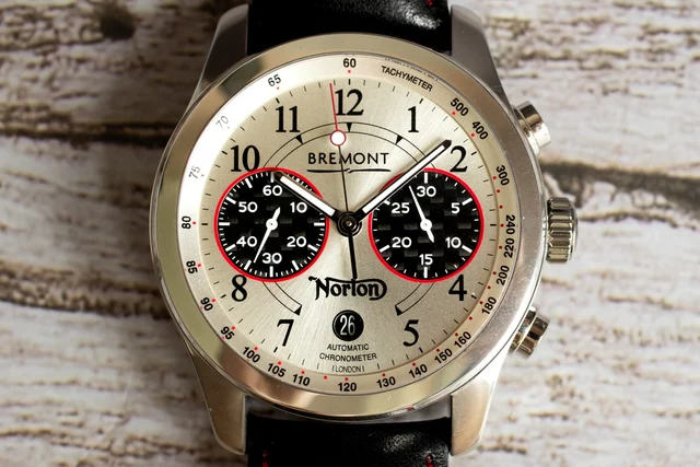 Bremont Bremont V4/SS kol saati