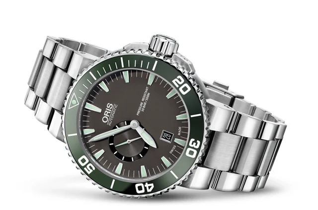 Oris Aquis Small Second, Date 01 743 7673 4137-07 8 26 01PEB kol saati