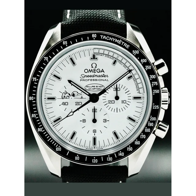 OMEGA Speedmaster Snoopy POC210000072209 kol saati
