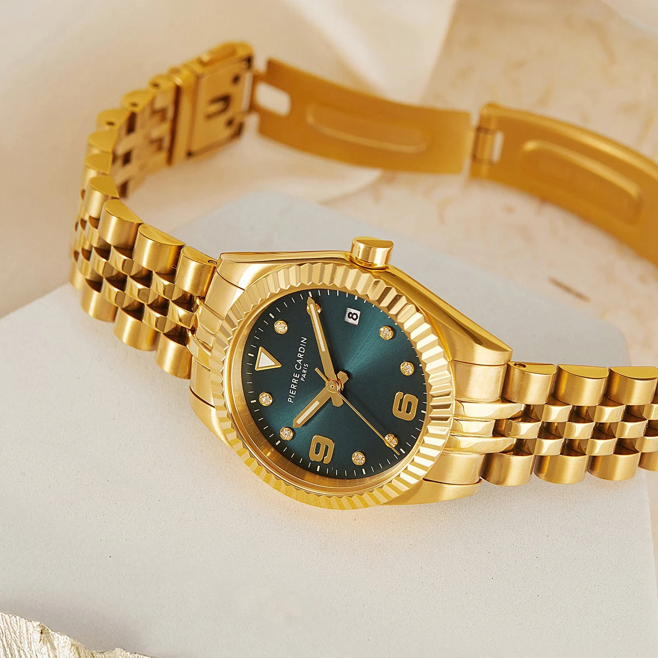 OPERA Timbre Women’s Watch - Gold Case, Dark Green Dial with Crystal Indexes and Gold Jubilee Strap CF.1012.MG.2 28 mm kol saati