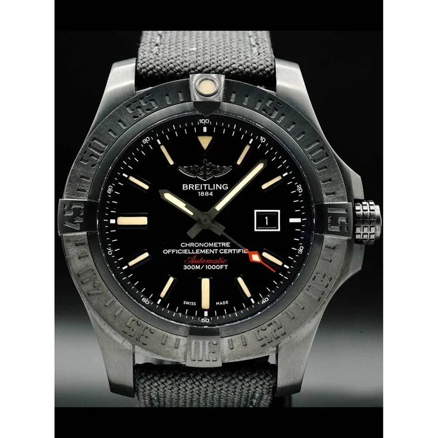 Breitling Avenger Blackbird v17310 210000013500 kol saati