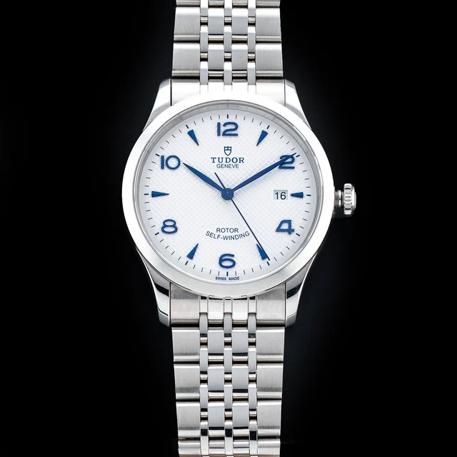 Tudor 210009N34567 kol saati
