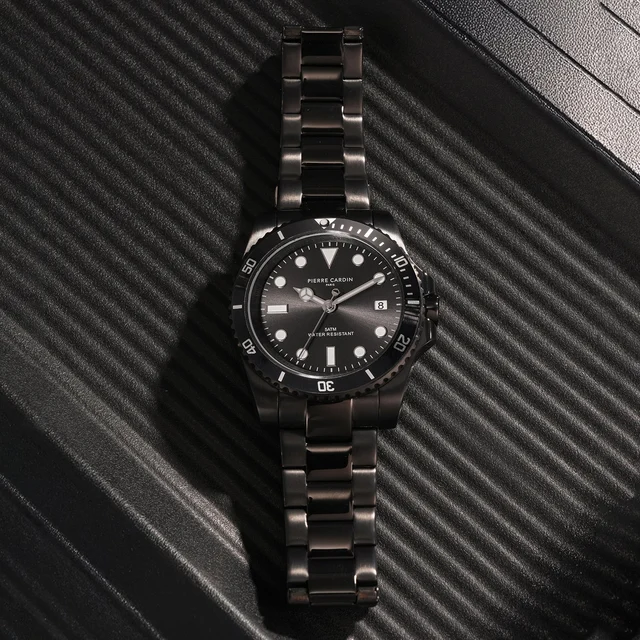AQUATICA HydroSport 40mm - IP Black with Stainless Steel Black Strap CF.1030.MB kol saati