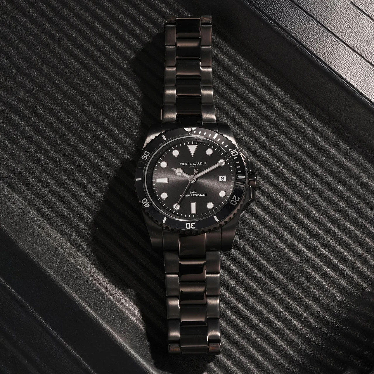 AQUATICA HydroSport 40mm - IP Black with Stainless Steel Black Strap CF.1030.MB 40 mm kol saati