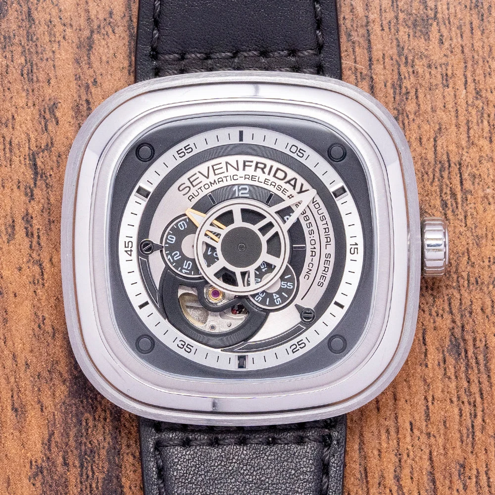 SEVENFRIDAY P-Series P1B/01 47 mm kol saati