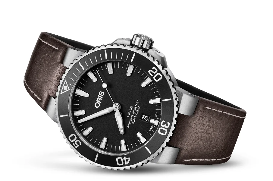 Oris Aquis Date 01 733 7730 4124-07 5 24 10EB 43.5 mm kol saati