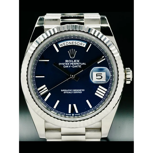 Rolex Oyster Perpetual Day-Date 210000037294 kol saati
