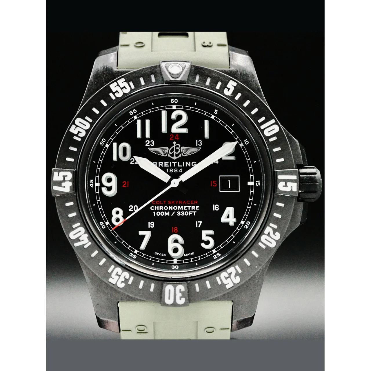 Breitling Colt Skyracer 210000054394 45 mm kol saati