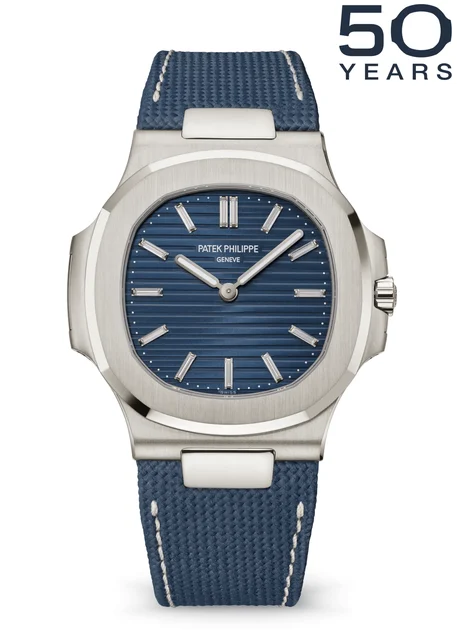 Patek Philippe Nautilus 5810 5810G-001 kol saati