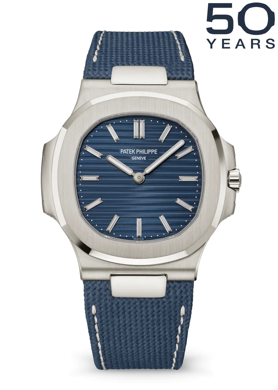 Patek Philippe Nautilus 5810 5810G-001 41 mm kol saati