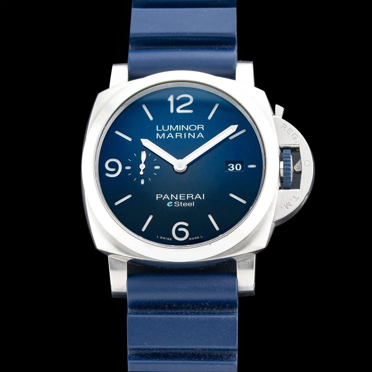 Panerai Luminor Marina Blu Profondo 210009N32429 44 mm kol saati