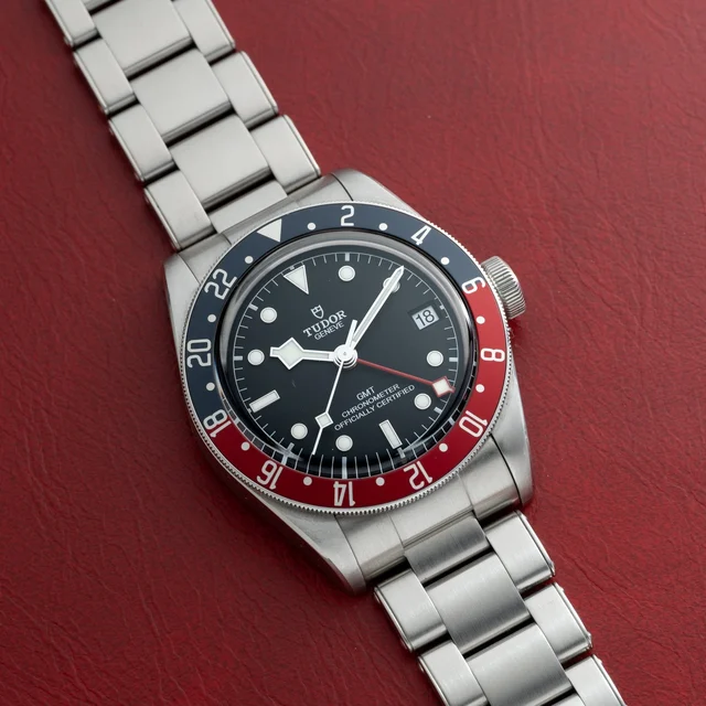 Tudor Black Bay GMT 40990678 kol saati