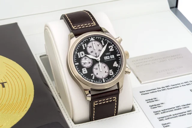 IWC IWC REF. IW371708 PILOT'S SPITFIRE CHRONO-AUTOMATIC ST. EXUPERY, kol saati