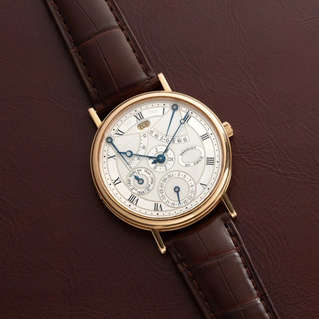Breguet Classique 40992076 36 mm kol saati