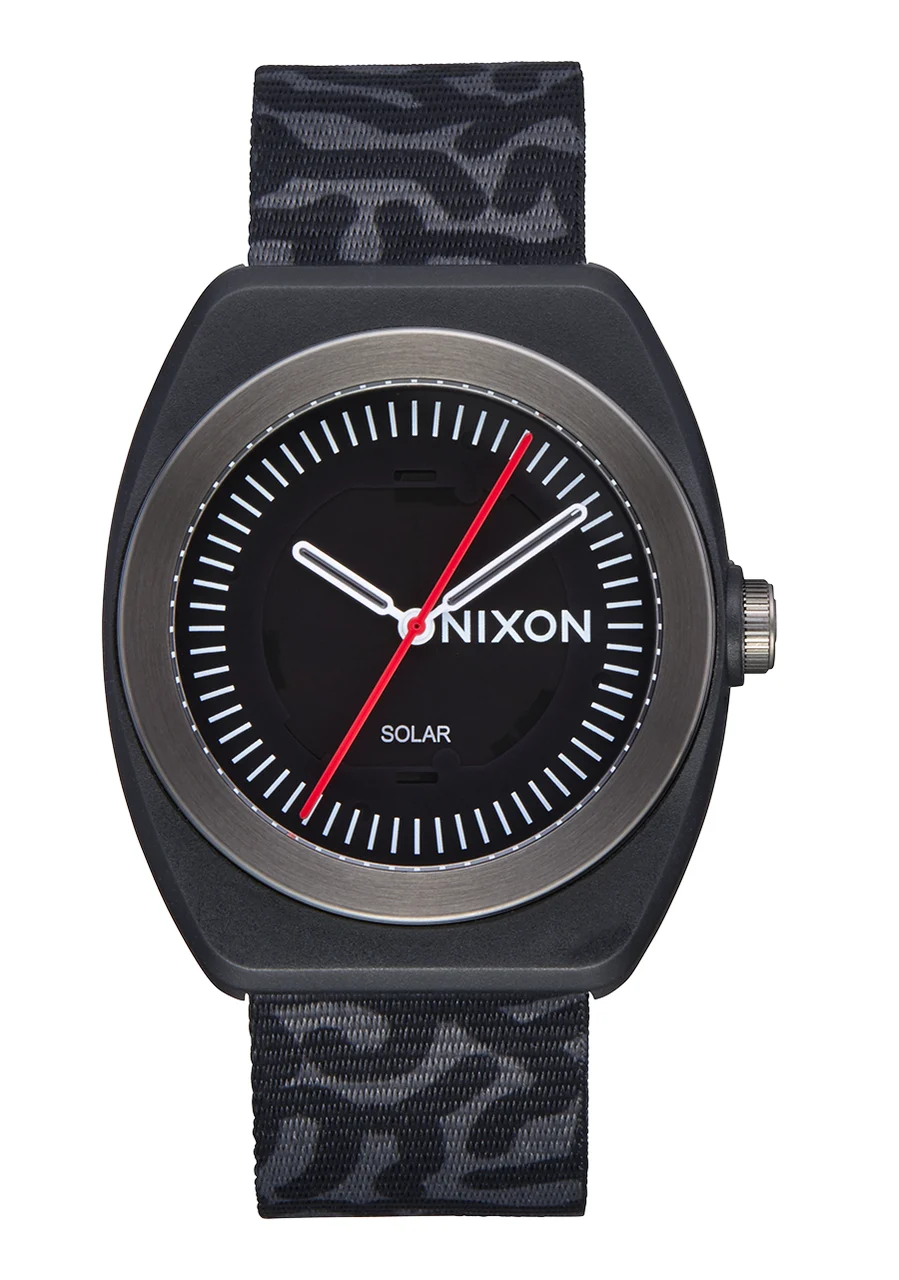 Nixon US Light-Wave - Black / Scribble A1322-5097-00 36 mm kol saati