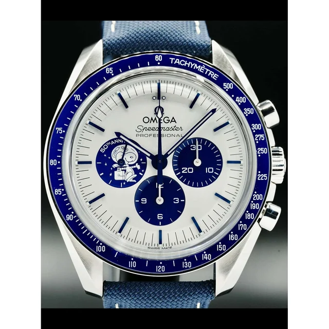 OMEGA Speedmaster Silver Snoopy Award 310.32.42.50.02.001 210000033272 kol saati