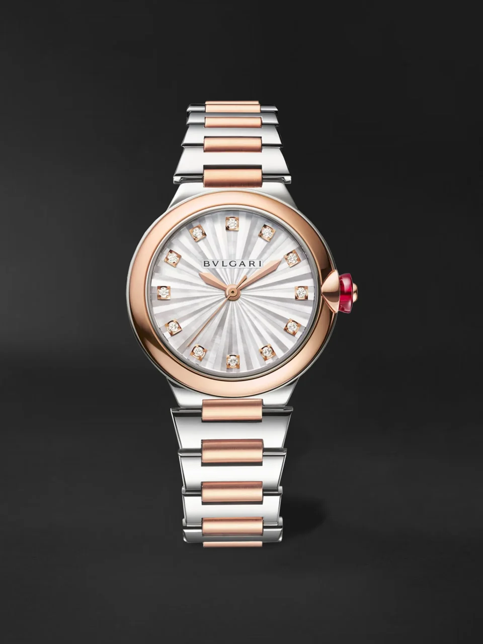 Bulgari Lvcea 103730 33 mm kol saati