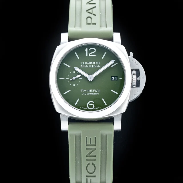 Panerai Luminor Marina Quaranta Verde Militare PAM01304 210009N34306 kol saati