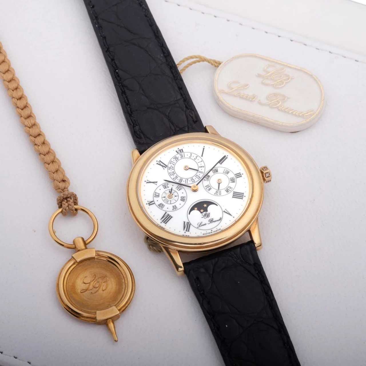 OMEGA Switzerland 156.769 kol saati