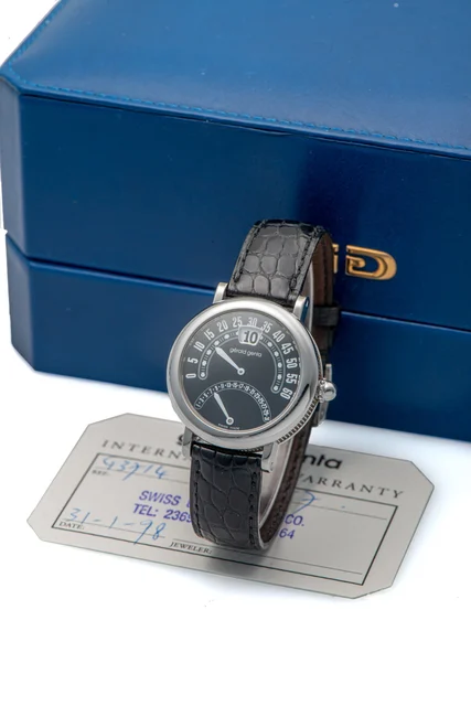 Gerald Genta GERALD GENTA, REF. G3714, BI-RETRO, STEEL kol saati