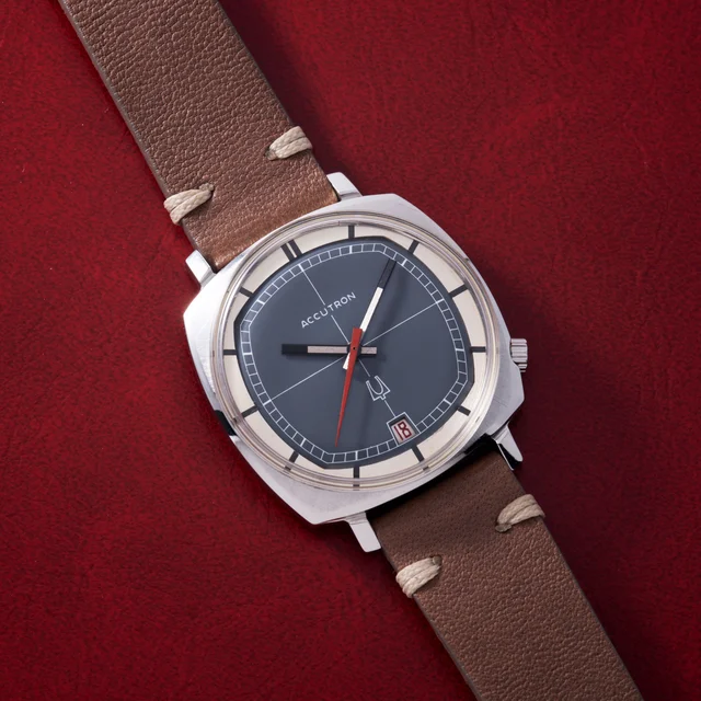 Bulova Accutron 40993126 kol saati