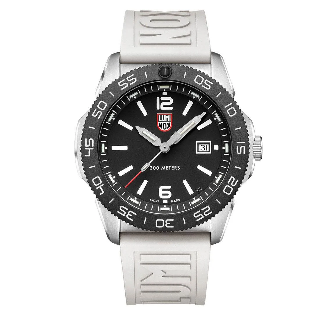 Luminox Pacific Diver XS.3121.WF 44 mm kol saati