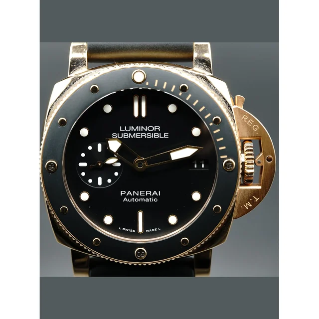Panerai Submersible 42mm PAM00684 210000019163 kol saati