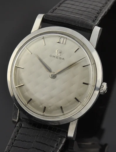 OMEGA With Diamond-Patterned Dial kol saati