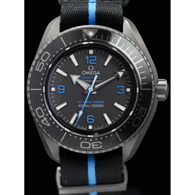 OMEGA Seamaster Planet Ocean Ultra Deep Titanium 210009N31866 kol saati