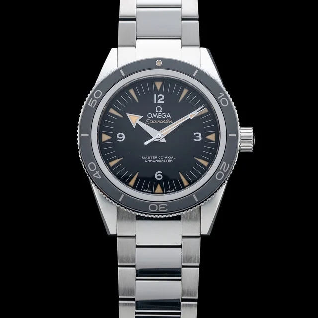OMEGA Seamaster 300 Master Chronometer 233.30.41.21.01.001 210009N41306 kol saati