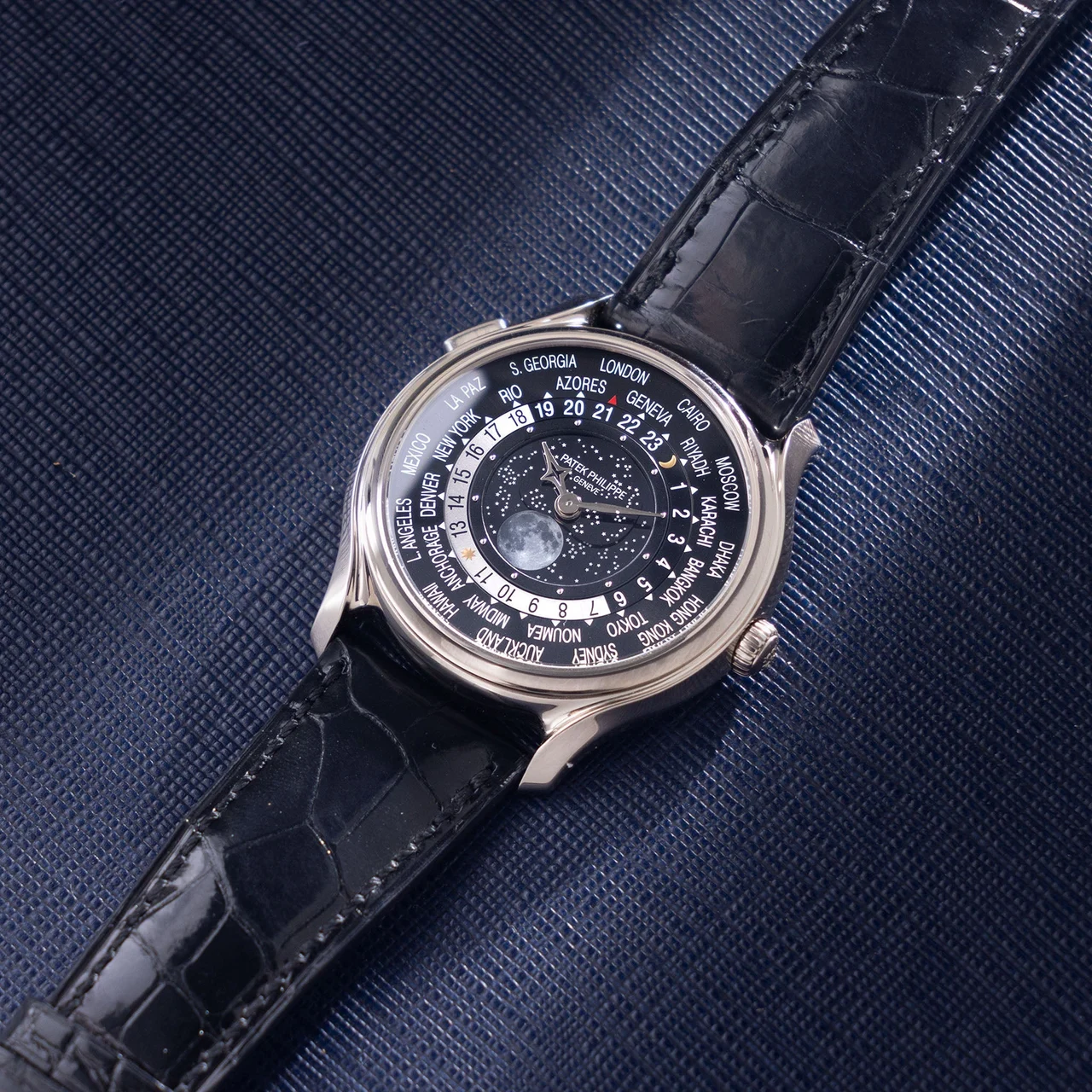 Patek Philippe World Time W-3267 40 mm kol saati