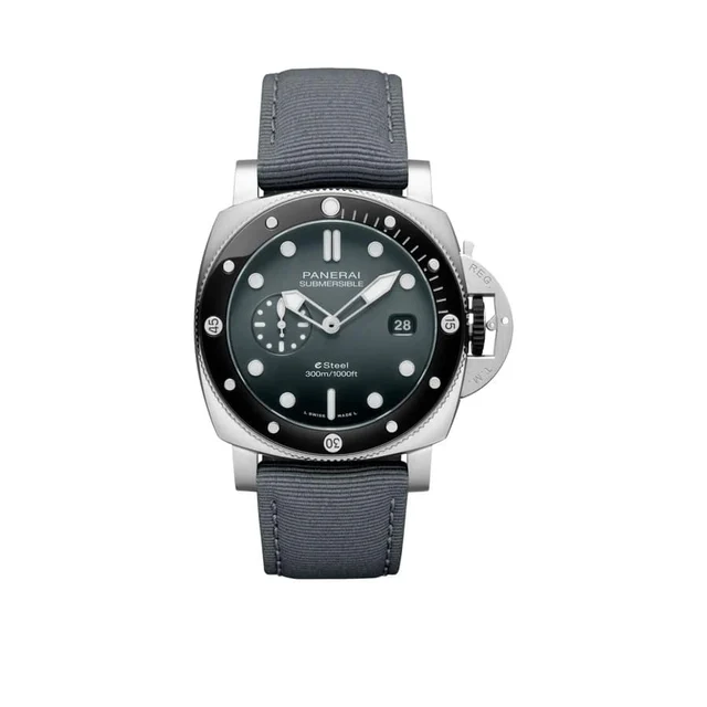 Panerai Submersible J74624 kol saati