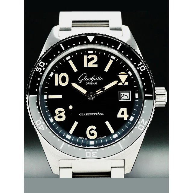 Glashutte Original Glashütte Original 1-39-11-06-80-70 SeaQ Panodate SS Black Dial on Brac