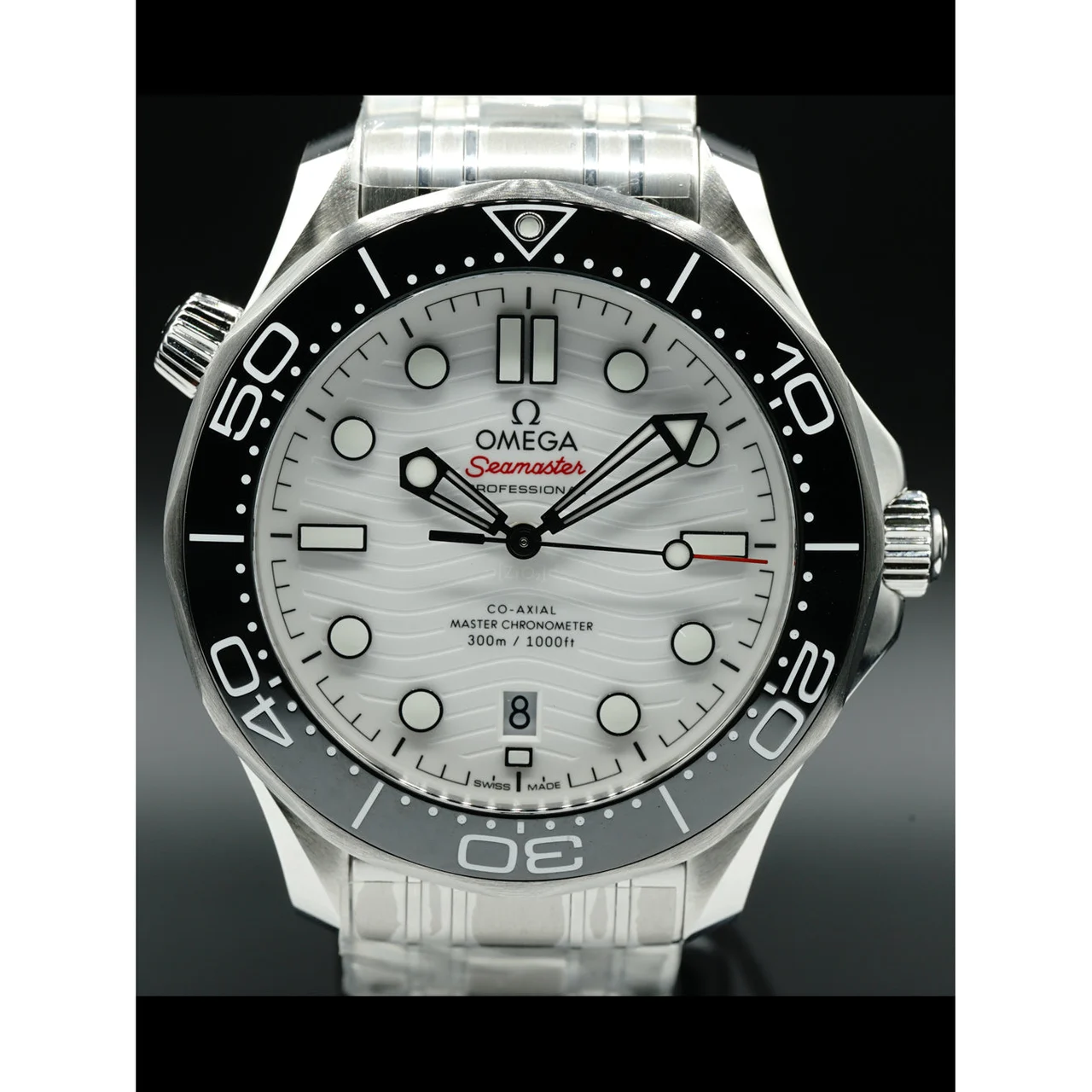 OMEGA Seamaster Diver 300m Master Chronometer 42mm 210.30.42.20.04.001 210000023965 42 mm kol saati