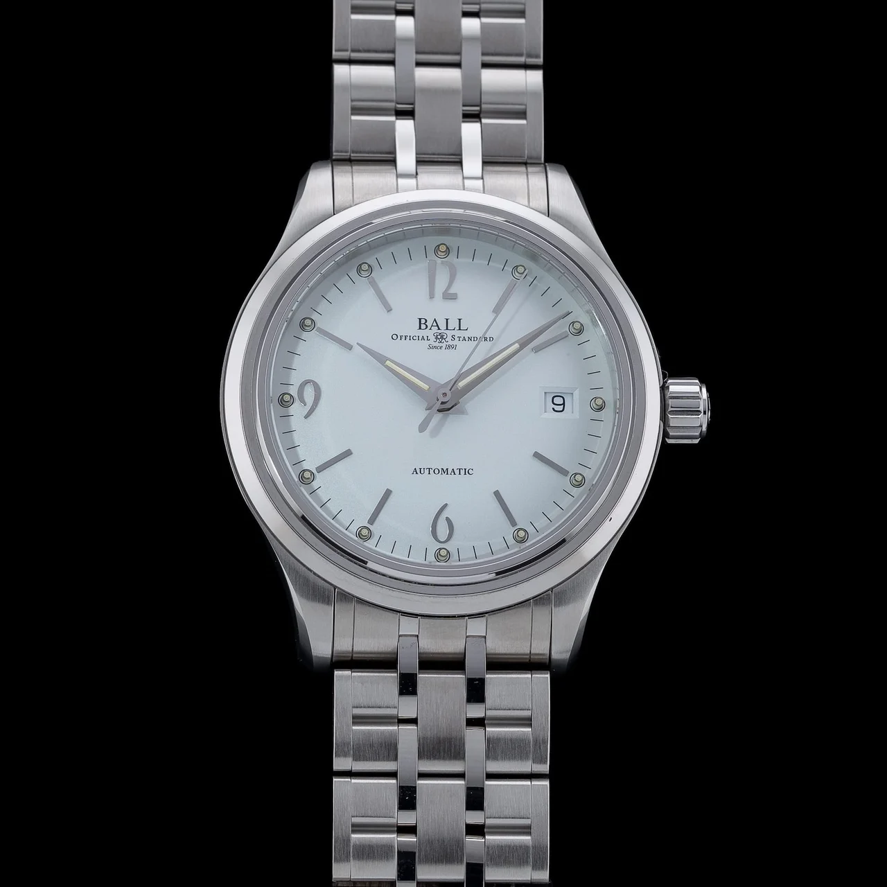 Ball Trainmaster Streamliner NM1060D-SJ-WH 210009N41596 39 mm kol saati