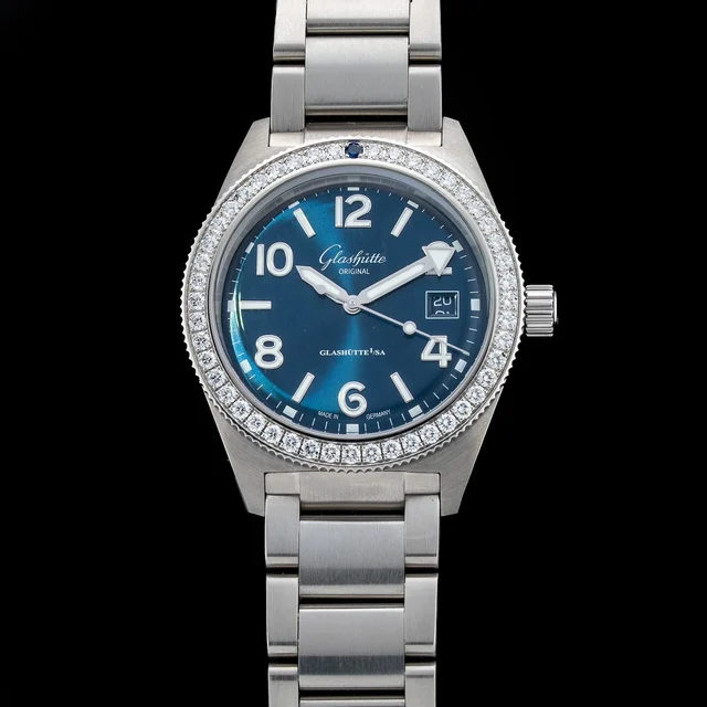 Glashutte Original Glashütte Original SeaQ Diamonds Bezel on Bracelet 1-39-11-09-82-70 NAP