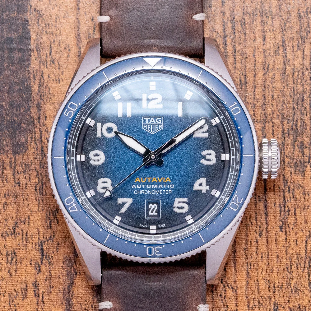 Tag Heuer Autavia WBE5116.FC8266 42 mm kol saati