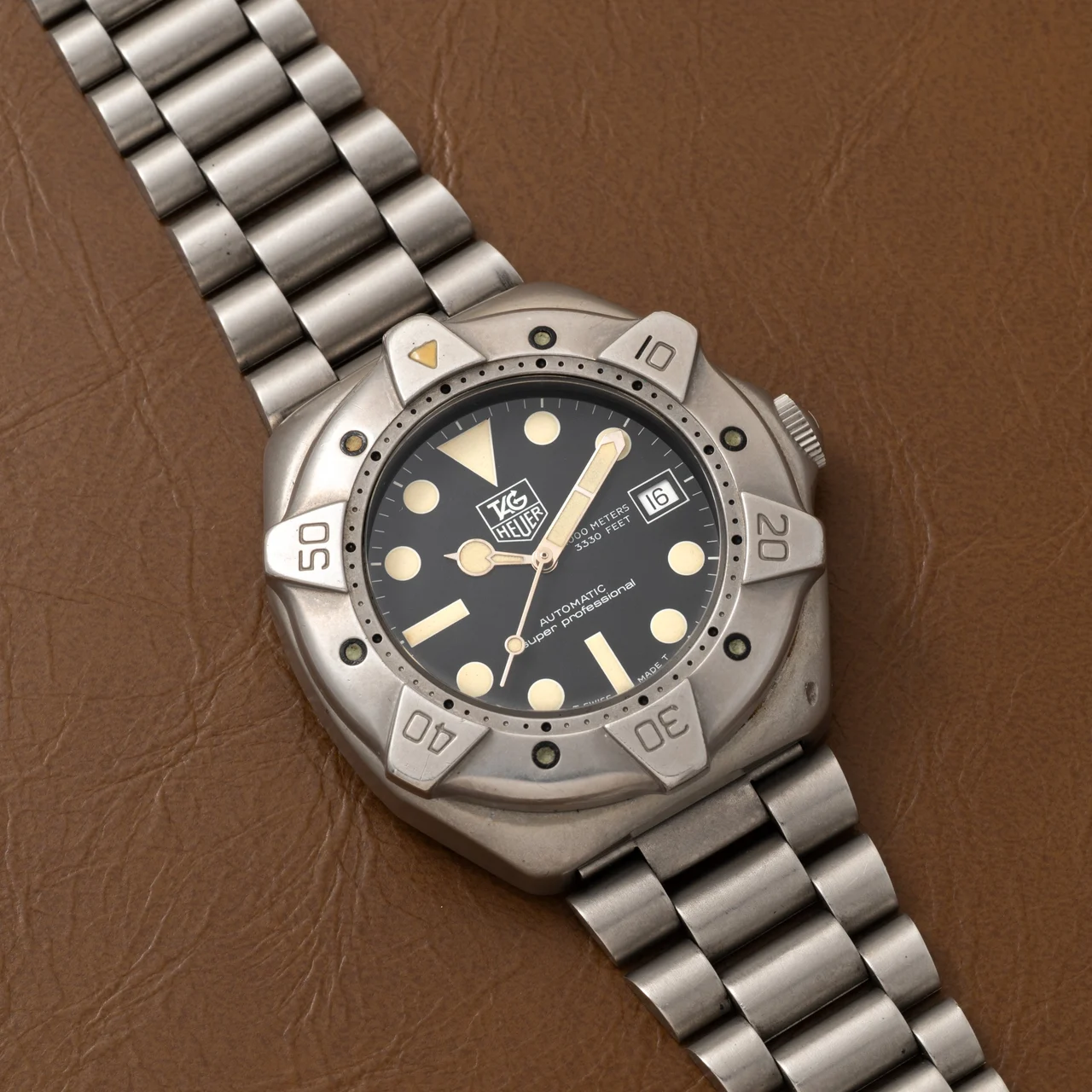 Tag Heuer Professional 40992470 42 mm kol saati