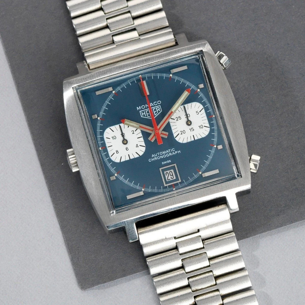 Heuer Monaco W-419 40 mm kol saati