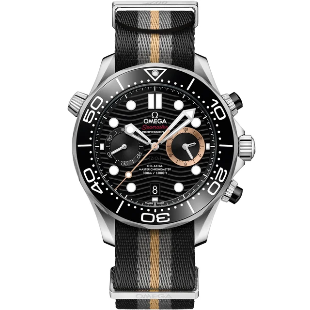 OMEGA Seamaster Diver 300M (007 First Light) 210.32.44.51.01.002 kol saati