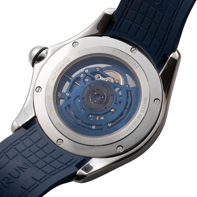 Corum Switzerland 082.400.20/0373SQ13 kol saati